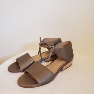 Eileen Fisher Open-toed Brown Ankle Tie Flat Sandal 7.5